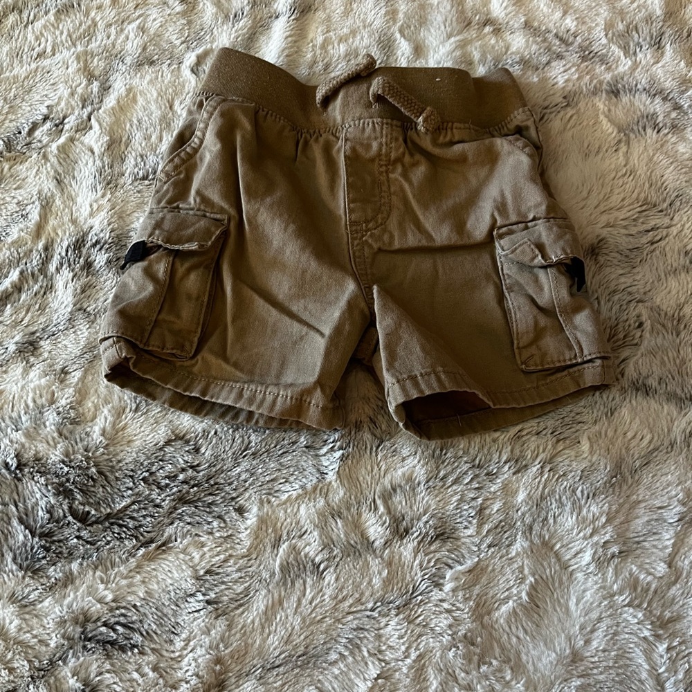 Cat & Jack 2 Pack Shorts (boys) 18 month - Picture 4 of 5
